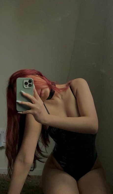 kimmyroxana art pornstar photo