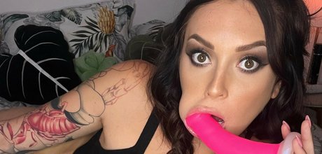 Charlotte Sins sexy star galleries