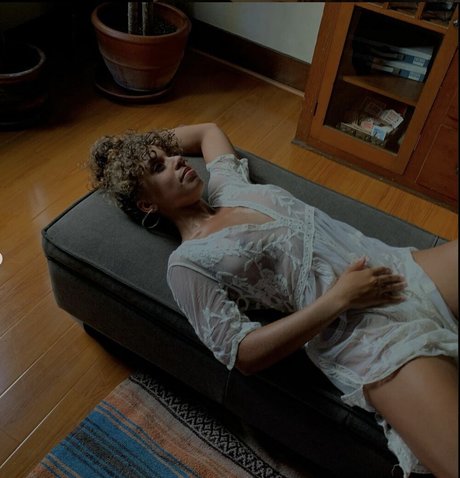 chelly pop xxx star pictures