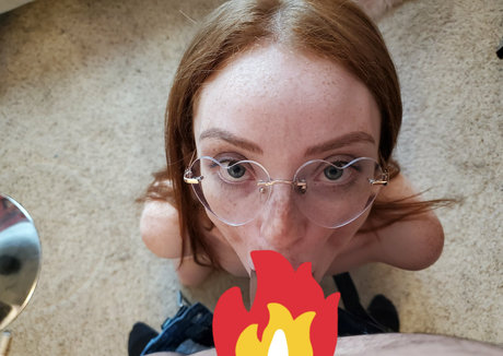 lesbian pussy onlyfans pornographic picture