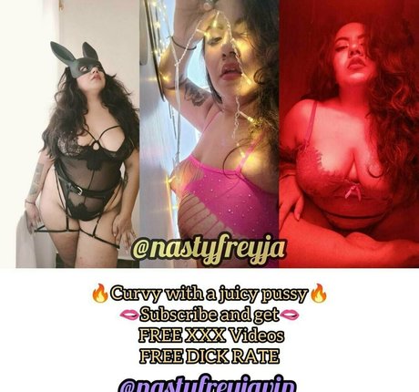 chubbyweeb model sexy photo