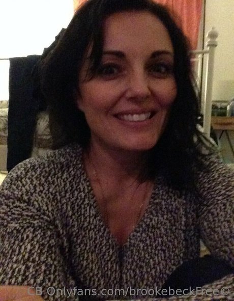 brookebeckfree top model picture