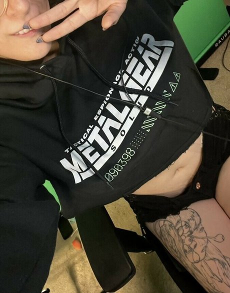 Bloodberry Tart model hot img