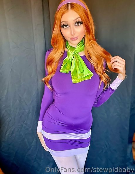 stewpidsenpai model pic