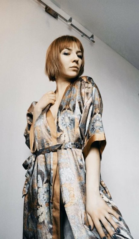 anitanelson exclusive actress picture