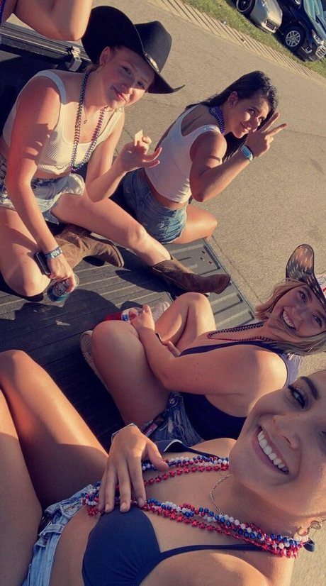 Sierra Bellingar star naked img