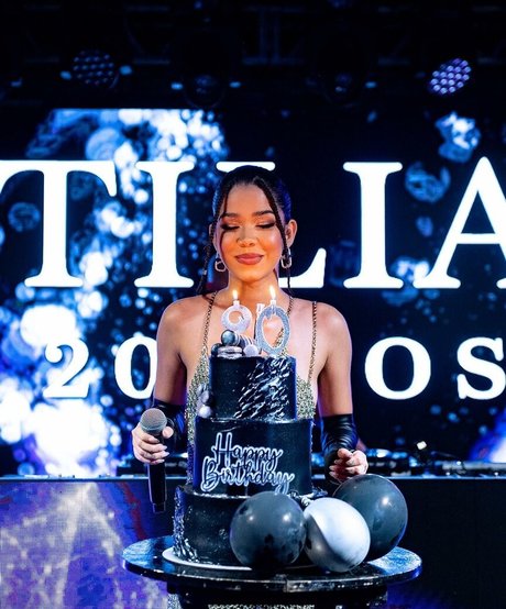 tiliaoficial porn model photo