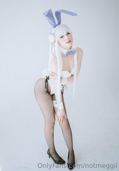Meggii Cosplay sex model photo
