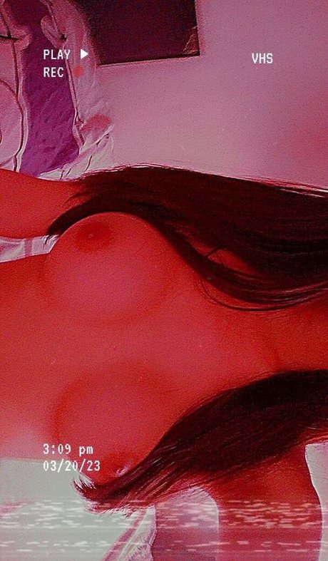 Teliciousss model sexy photo