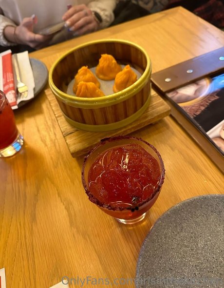 dripping wet pussy onlyfans erotic images