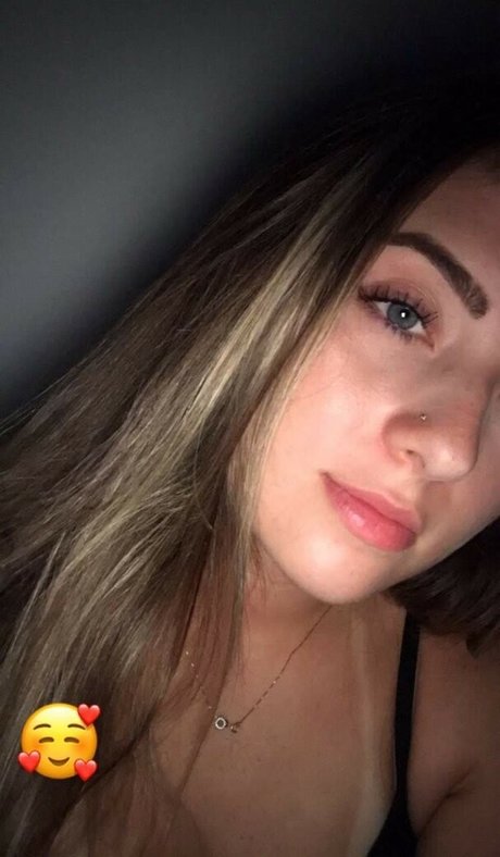 Gabi Amaral porn star image