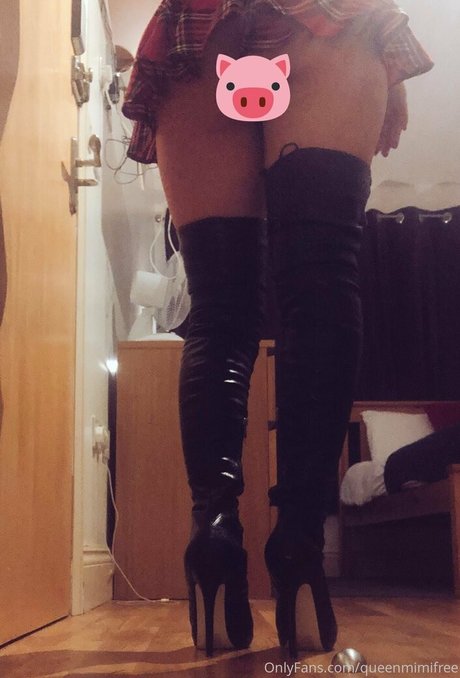 queenmimifree model nude photo