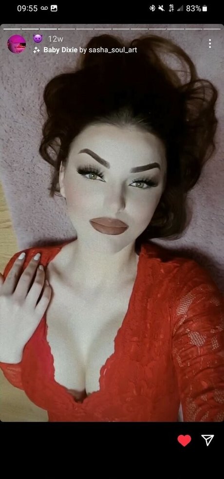 Kladuscanke naked actress photos