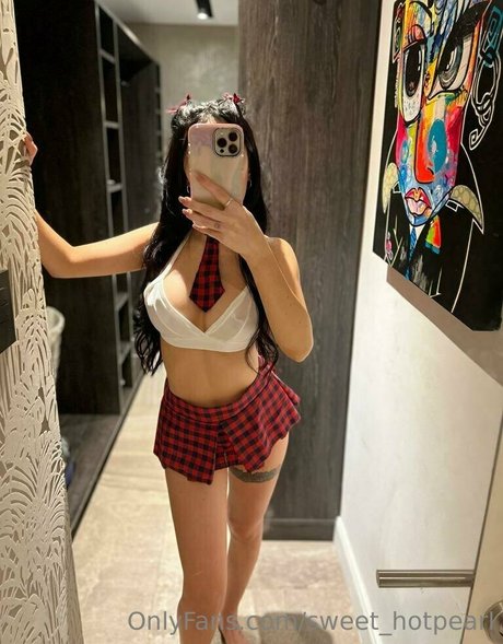 sweet hotpearl nude actress photo