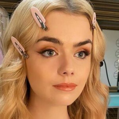 Megan Walsh star nude photo