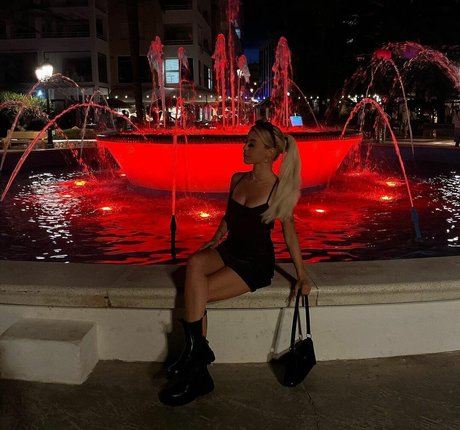 blonde handjob onlyfans naked galleries