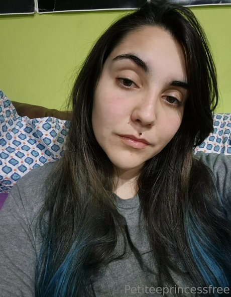 pale teen onlyfans art porn img