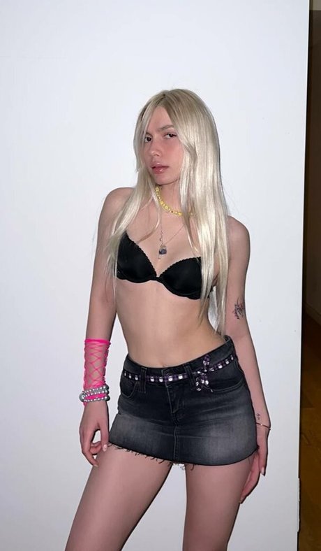 mouth onlyfans nude pic