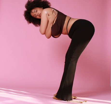 Feelinfree pornstar hot photo