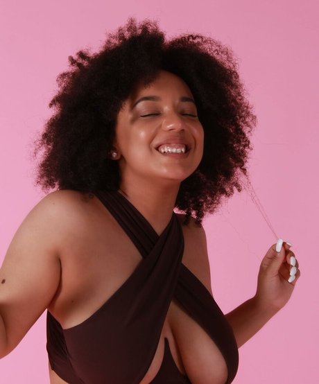 black lesbian onlyfans beautiful pic