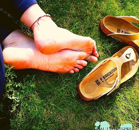 secret feetbeauty nude model picture