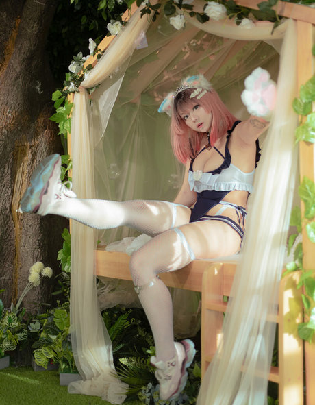 ritheania c model sexy image