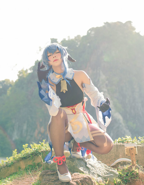 ritheania c top actress pictures