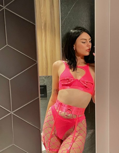 evasodaa nudes model gallery