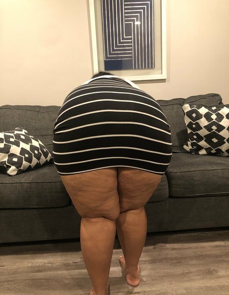 summer onlyfans exclusive photos