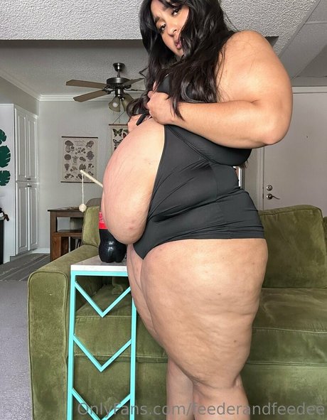 feederandfeedee model sexy photos