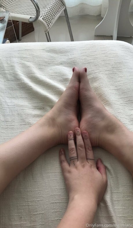 ellaarievilo model perfect photo