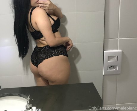 ellaarievilo pornstar nice pics