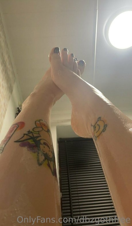 dbzgoth adult model pic