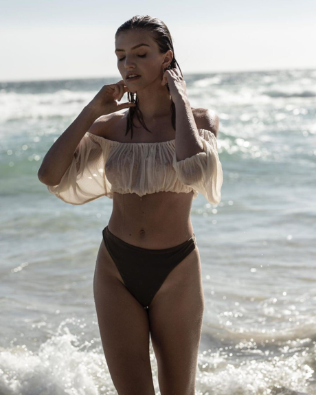 Niamh Adkins star free pic