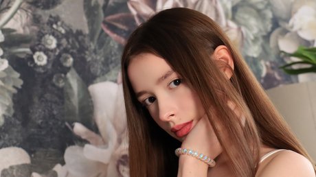 Musa Nana pretty model img