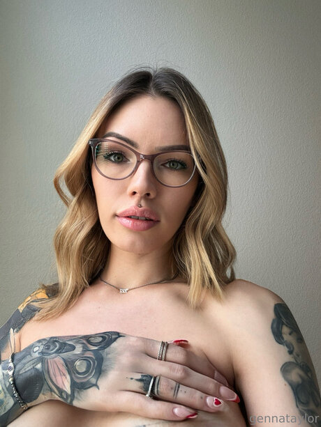 genna_ nudes star archive