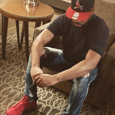 M T pornstar top photo