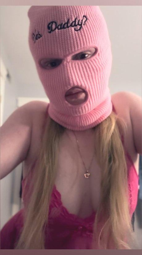 _Ms Ivory_ exclusive model images