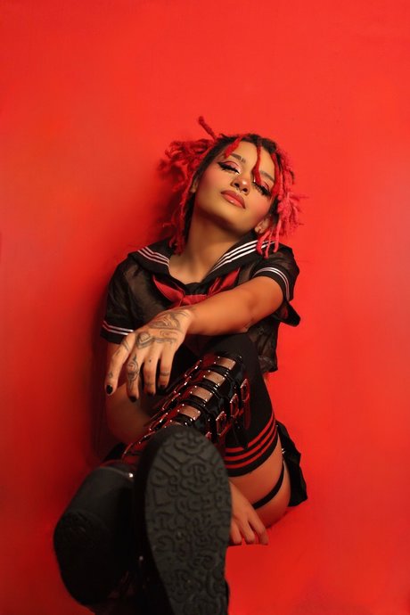 Wensday The Vampire_ nude actress gallery