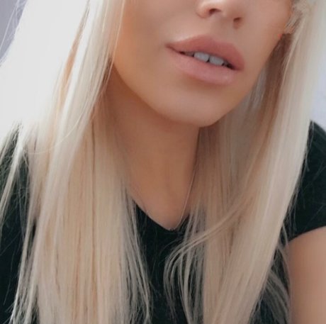 _RACHEL_ erotic pornstar img