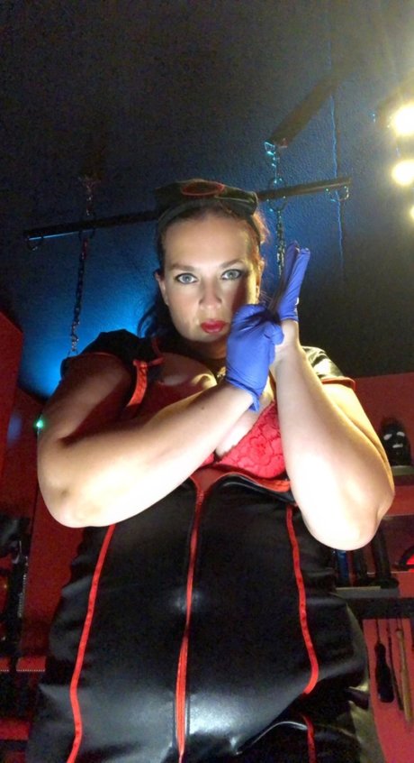 Ms lucy model naked pics