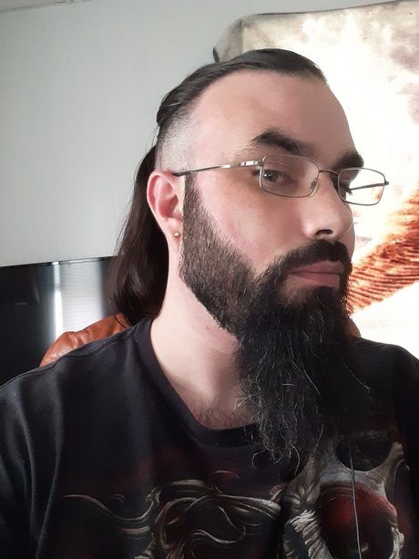 Mystic Fyre xxx actress img