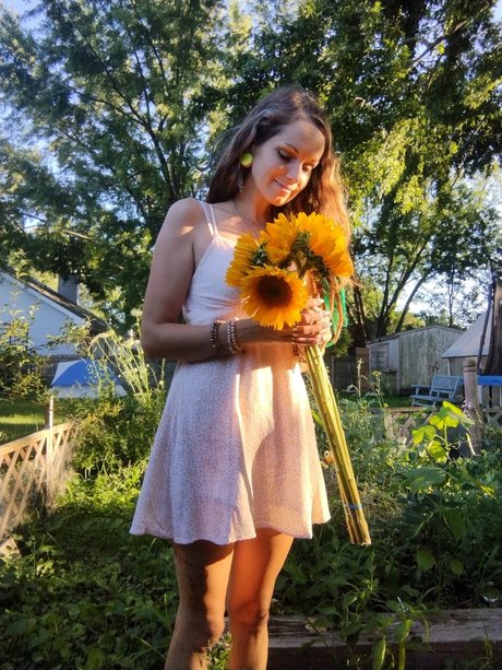 Myspicykit ty model nude pic