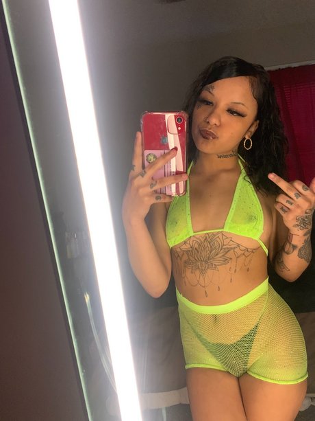 Fay fay beautiful star image