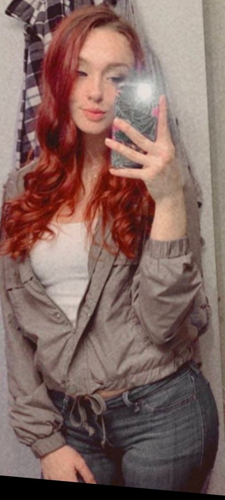 Erika Elise perfect pornstar photos