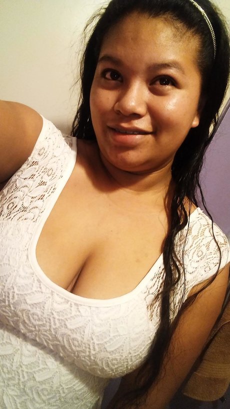 Gpe Luna star exclusive galleries