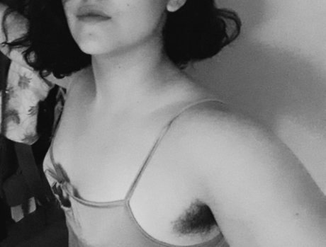 My Body Blossom model sexy pic