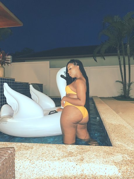 Nakiyyah adult actress image