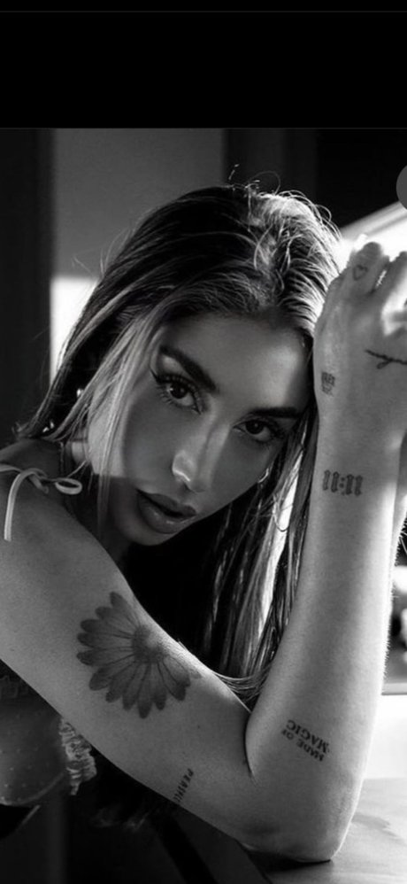 Naissha beautiful pornstar galleries