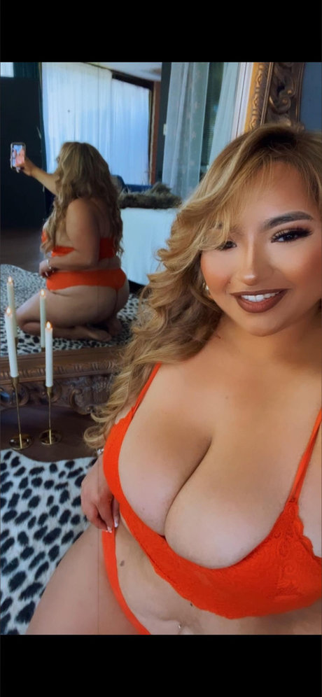 xoCurvybee pornstar nice photos